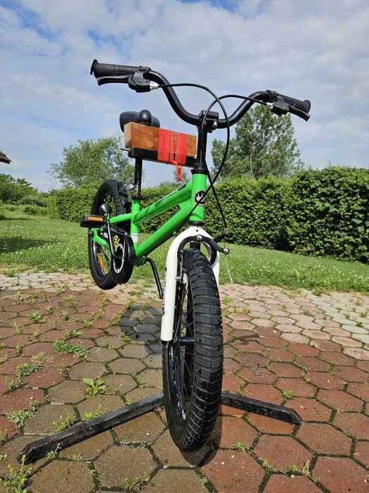 Bicicletă RoyalBaby Freestyle 18" – verde