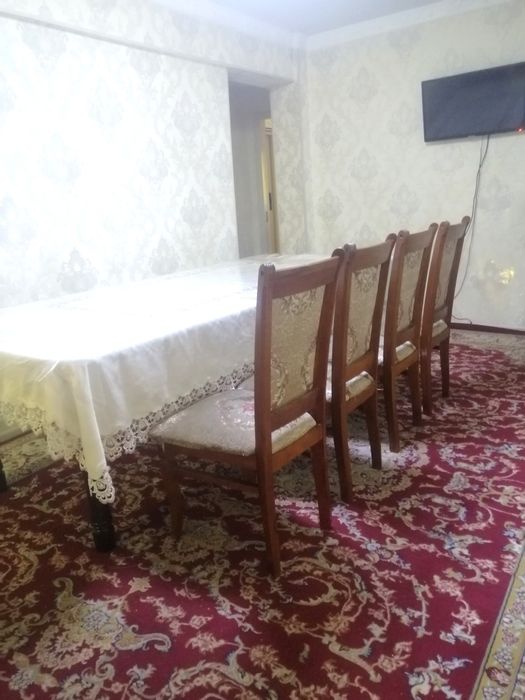 Стол стул сотилади 10тали!!