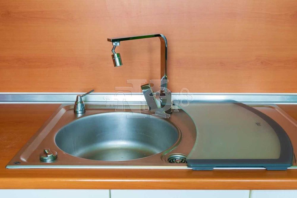 Продава се Четиристаен апартамент в Добрич, Христо Ботев - 98 кв.м за 1103 €/кв.м - Снимка #6