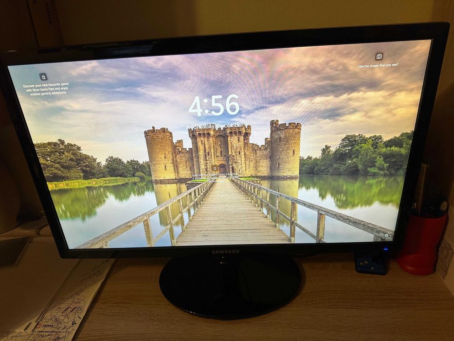 vand monitor SAMSUNG 24 inch full HD, impecabil cu HDMI