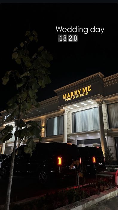 Marry me wedding studio