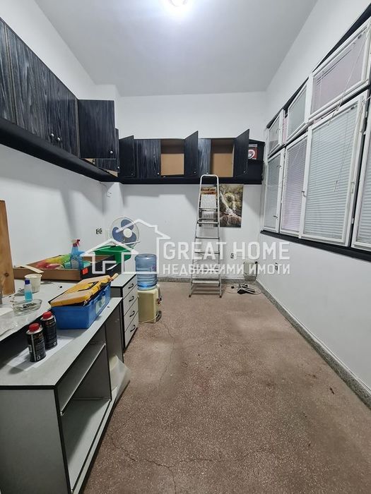 Дава се под наем Магазин в Търговище, Център - 120 кв.м за 816 € - Снимка #5