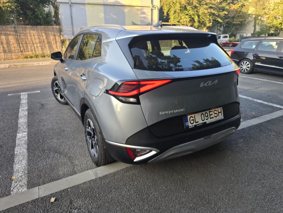 KIA Sportage 2023 — imagine 3