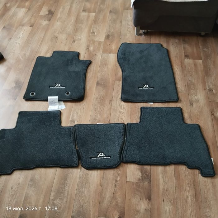 Продам полики Land Cruiser Prada