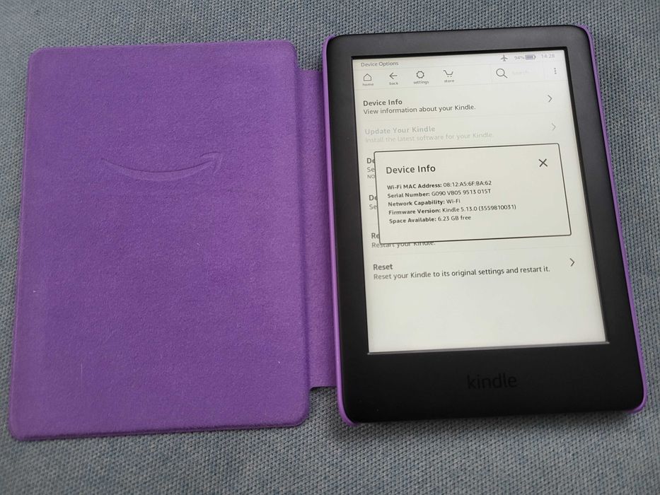 Kindle 10то поколение с подсветка и калъф. Цената е крайна!