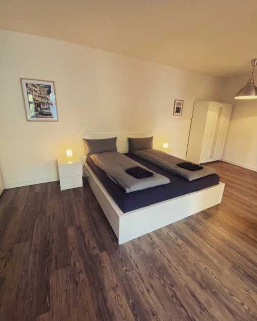 Дава се под наем Двустаен апартамент в Пловдив, Младежки Хълм - 65 кв.м за 280 € - Снимка #1