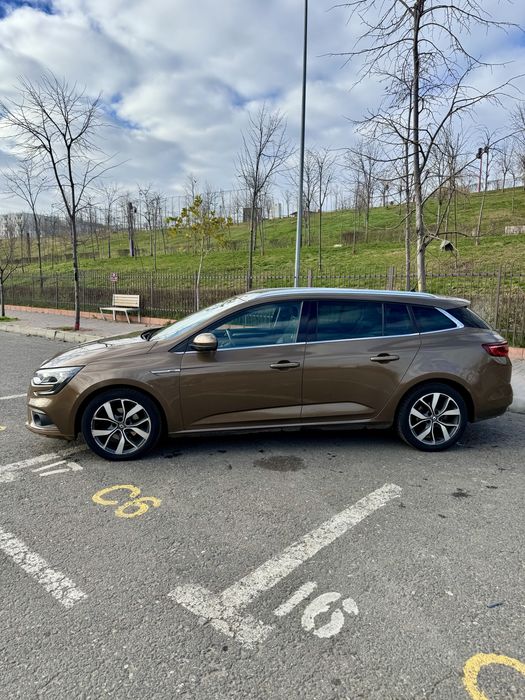 Renault Megane 4 Grandtour Bose edition/ Benzina 132CP/ Cutie Automata