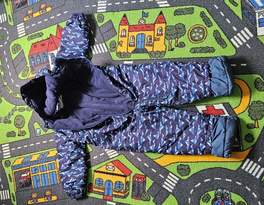 Combinezoane iarna mărimea 18-24 luni