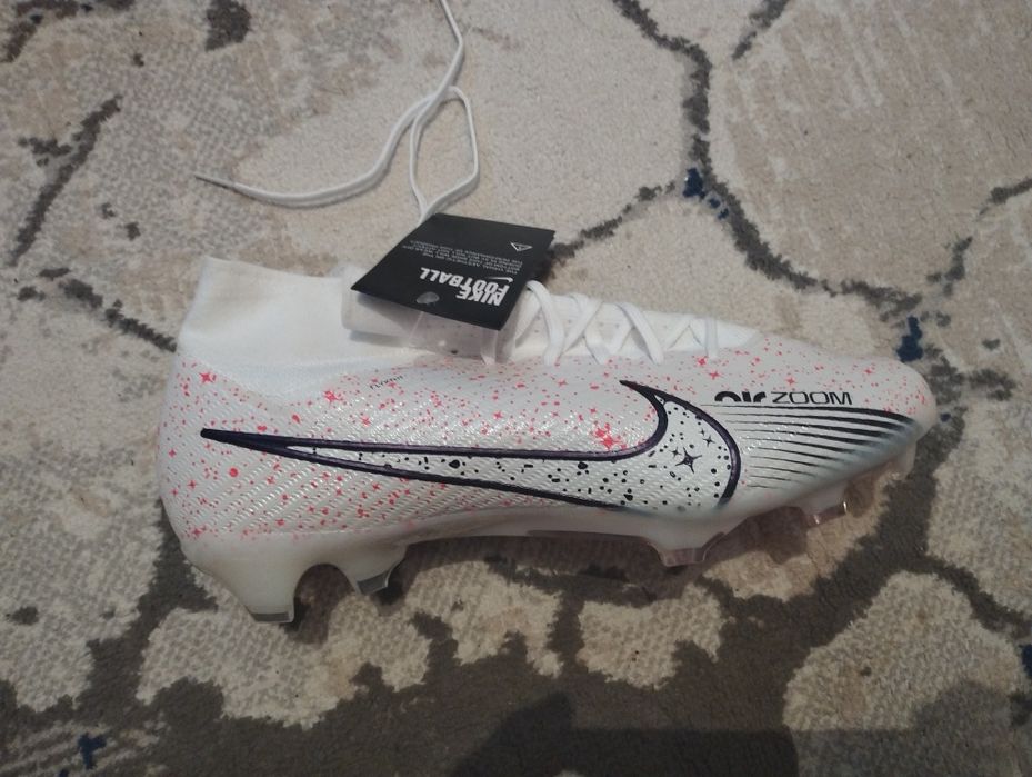 Футбольные бутсы