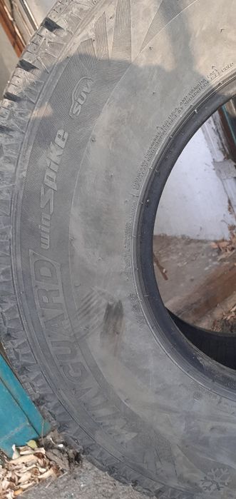 Продам  покрышки