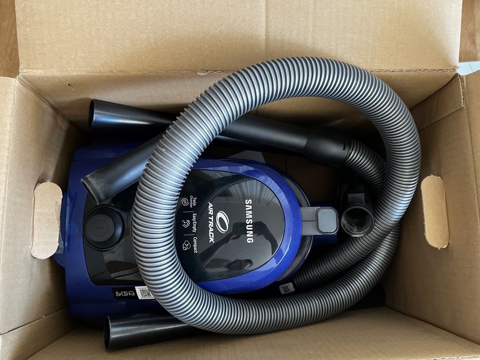 Продам пылесос срочно