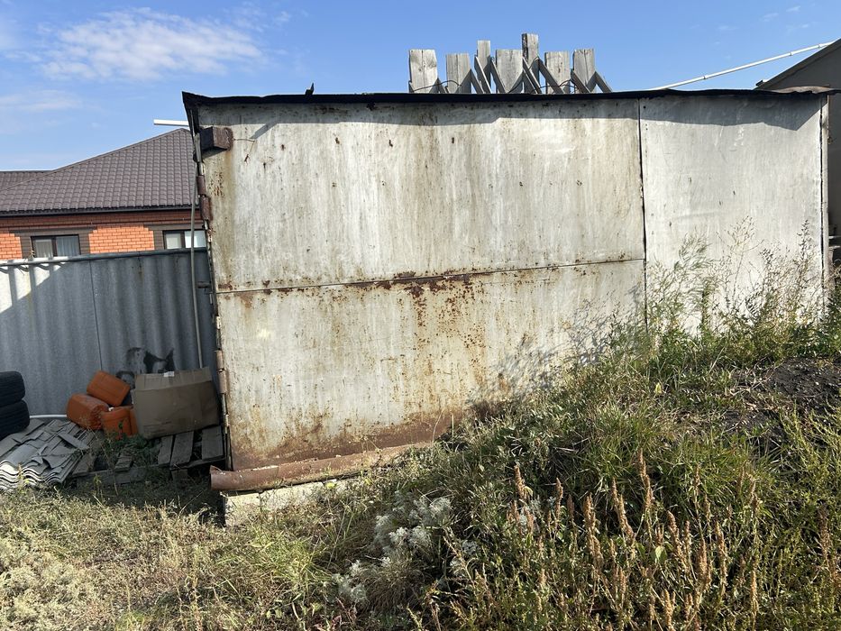 Продам металический гараж
