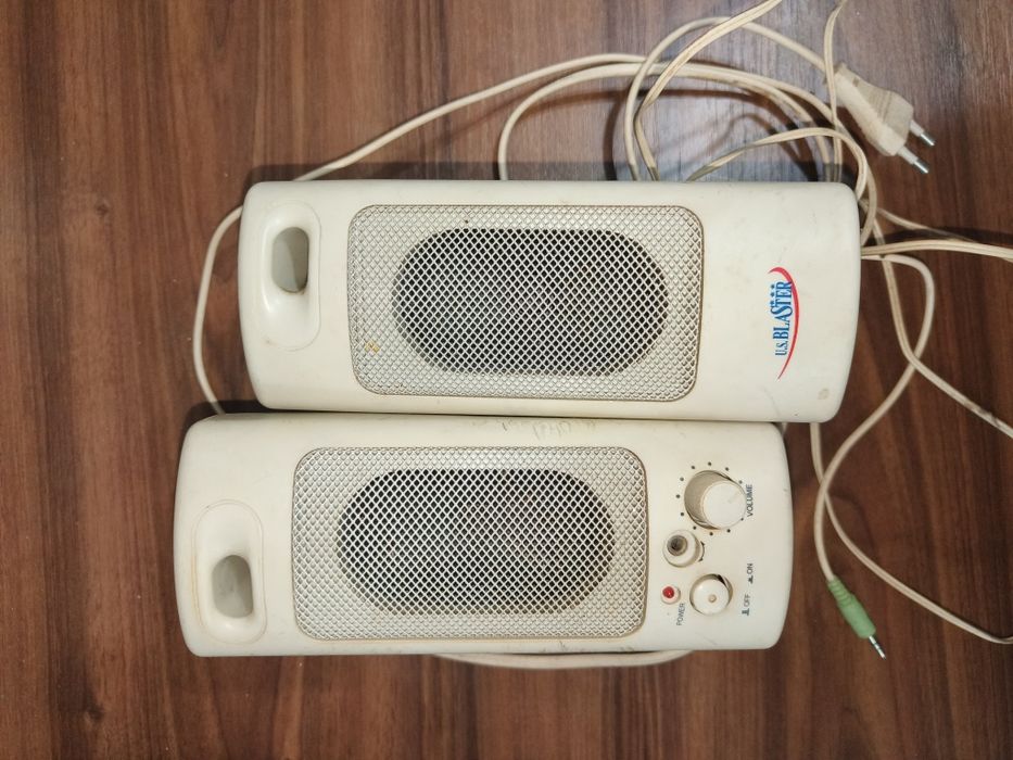 Vând boxe PC USB Blaster