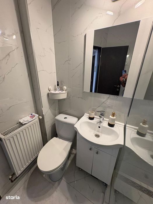 1 cam 33 mp zona garii et2/8 mob si utilat complet  totul nou 380 euro