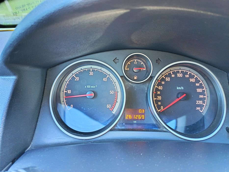 Opel Astra H  2009