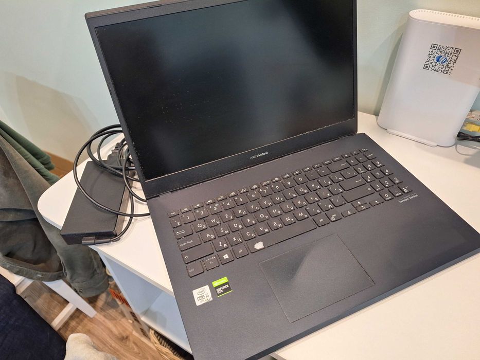 ноутбук Asus Vivo Book / Intel Core i5