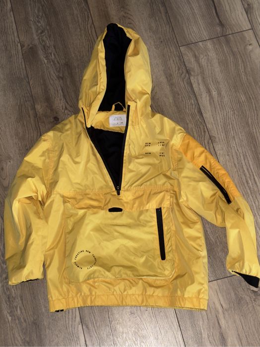 Детско яке тип суитчър Зара