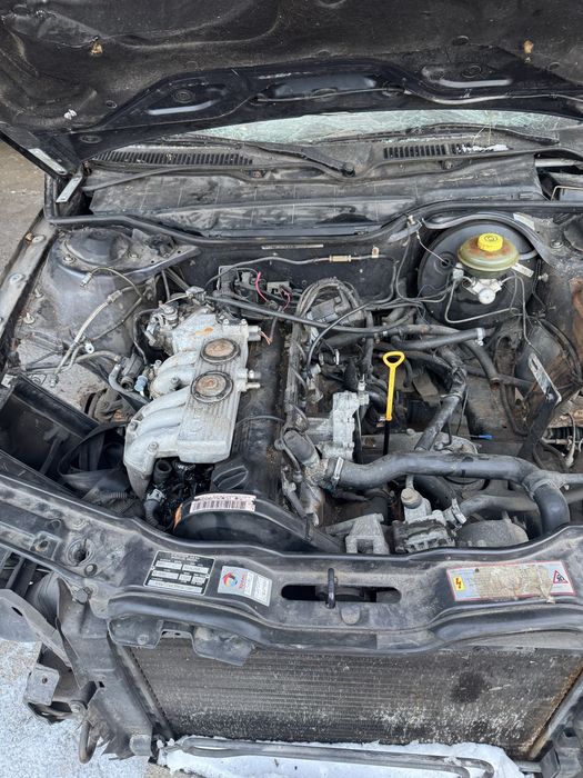 Продам Ауди 100 с3,с4  2,3 на разбор