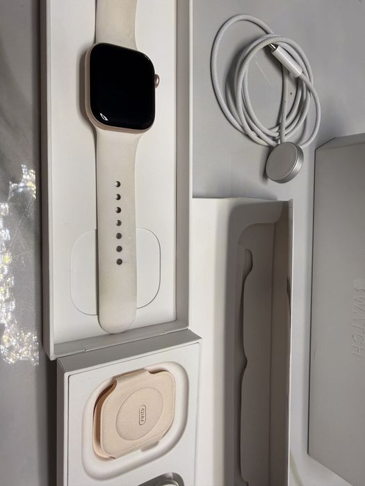 Часы  apple watch 10 series
