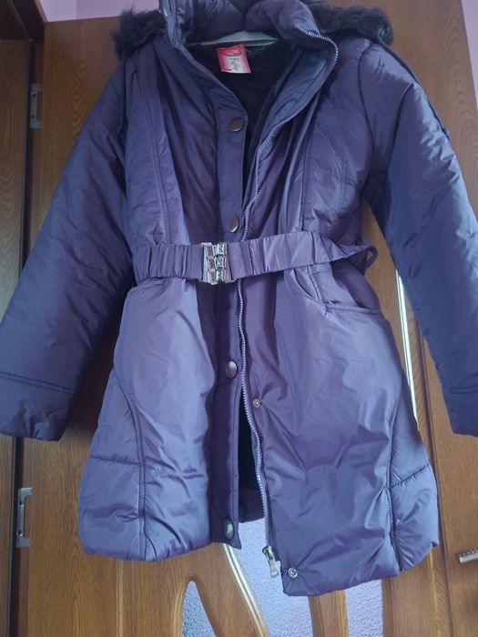 Vând Geacă Damă cu Glugă și Blanita Mărimea XL Nouă