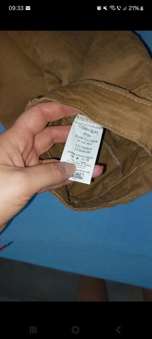 Geaca matlasata cu blugi