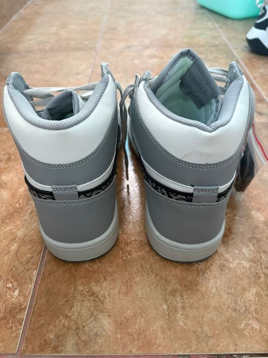 Air Jordan 1 Dior noi