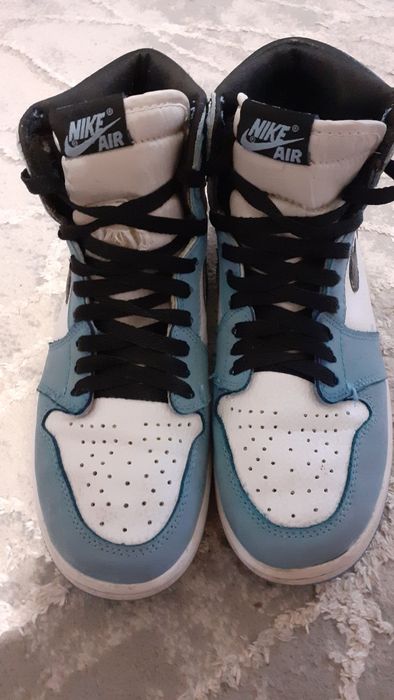 Nike jordan 1 albaștri