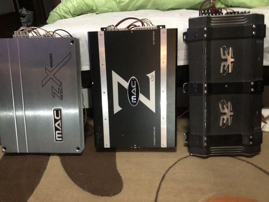 3 Amplificatoare auto de putere mare. 2 buc MAC audio  si 1buc EYEBRIX