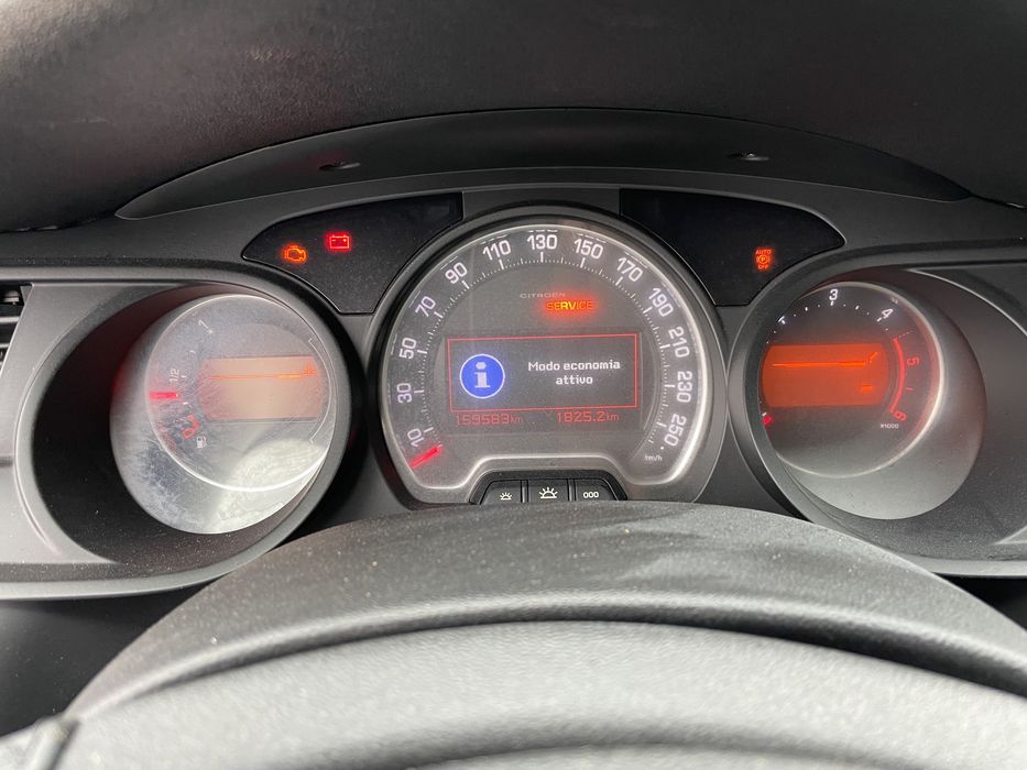 Citroen C5 2.0HDI 2008г  136 к.с