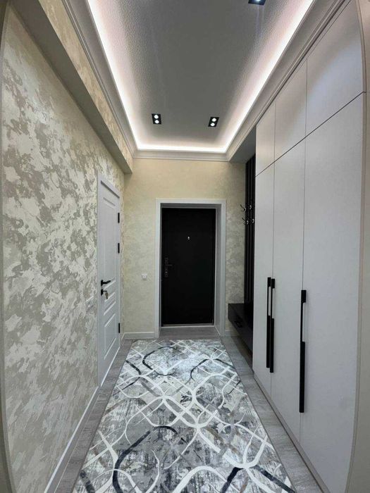 Продаётся 3х комнатная квартира с развитой инфраструктурой и лифтом