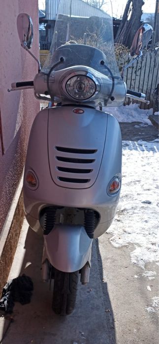 Vand scuter kymco up 250