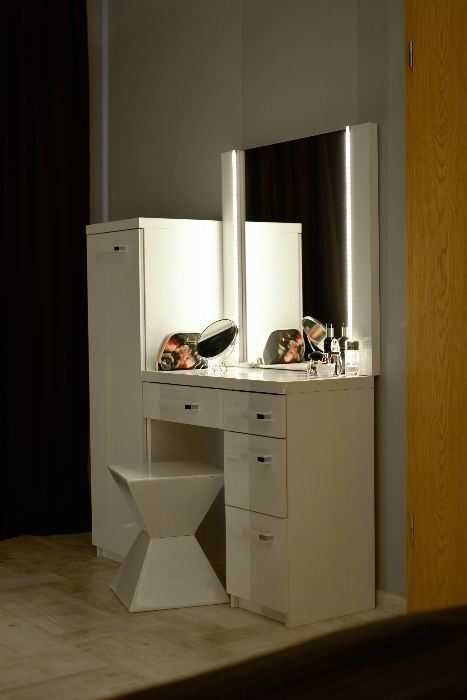 Дава се под наем Двустаен апартамент в София, Студентски град - 73 кв.м за 408 € - Снимка #8