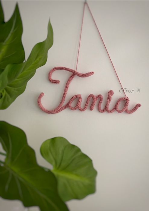 Nume din litere tricotate. Decor perete camera bebe Cadou nou nascut