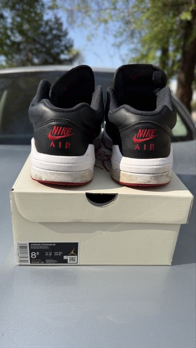 Продам оригинальные кроссовки Jordan stadium 90