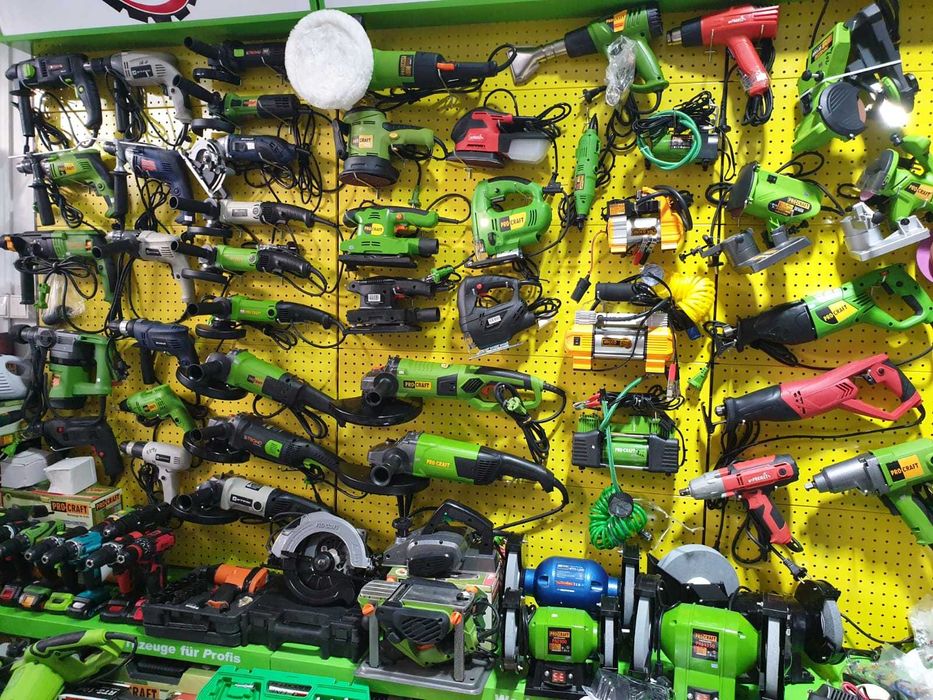 Vand scule si unelte de calitate
Magazinul Mesteru'
Bacău