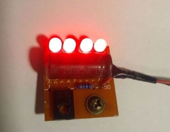 Kit / Modul Flasher (licarit) cu 4 Leduri Rosii la 12V