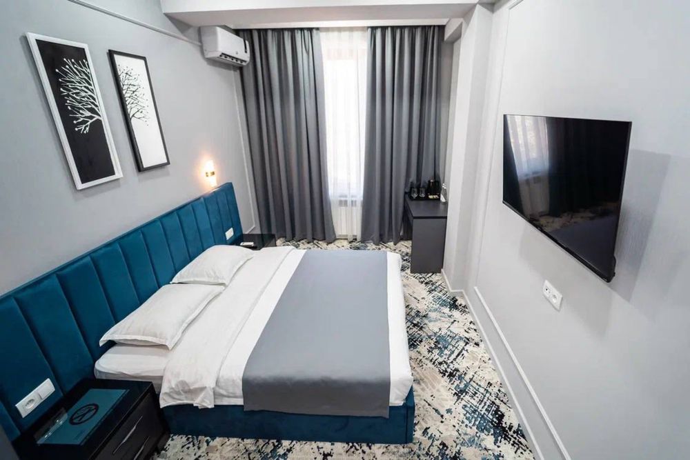 Отель без загса/Mexmonxona zagssiz/Hostel