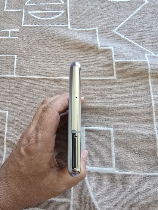 Продажа самсунг с10 5 g