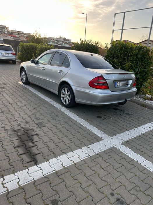 MERCEDES-BENZ E-Class 2004 — imagine 4
