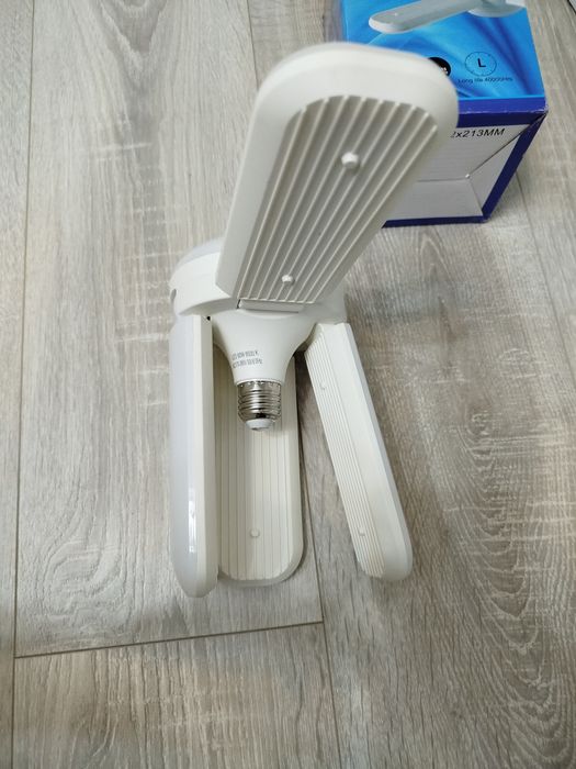 Лампа светодиодная