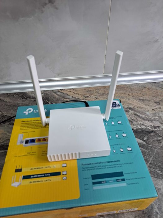 Wi-Fi-роутер TP-Link  TL-WR820N