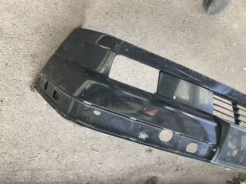 Продам передний бампер Bmw e34 привозной оригинал