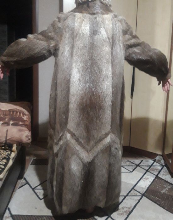 Шуба  нутрия в хорошем состояние