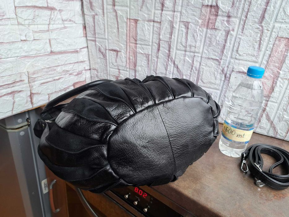 дамска чанта,черна голяма кожена торба-естествена кожа и велур