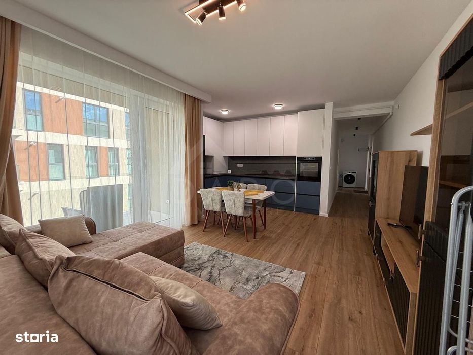 Inchiriez apartament cu 2 camere , bloc nou