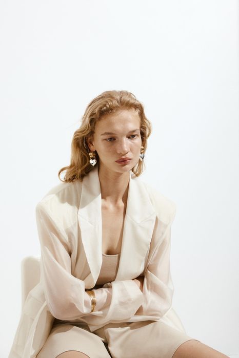 Нови двуцветни обеци, с висулки във формата на сърца, HM