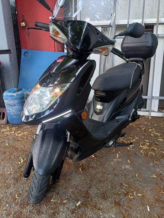 Scuter kymko agility 50 4timpi