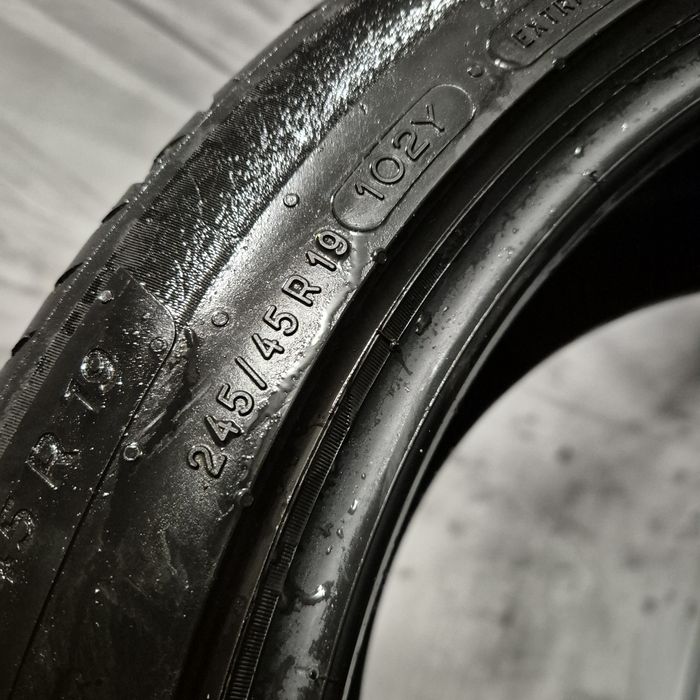 245 45 18 O bucata Michelin vară