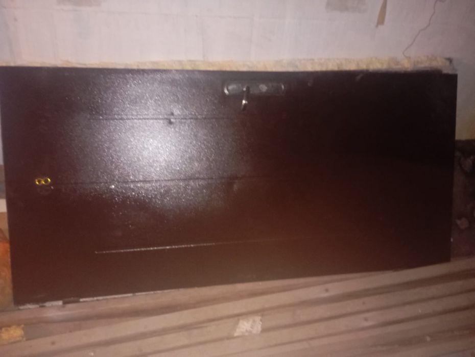 Дверь б/у 20000 сидений 10000