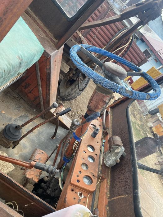 Продам трактор Т-25